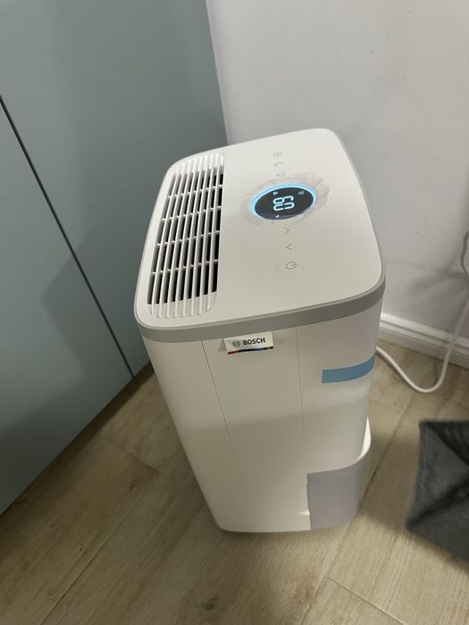 Dezumidificator aer BOSCH DRY2000