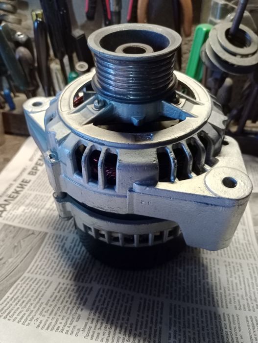 Продам генератор Audi мотор 2,3