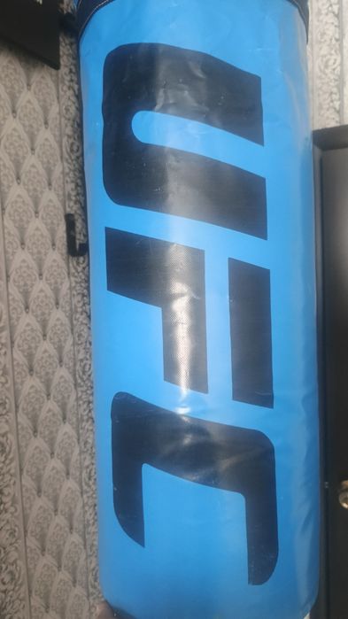 Продам боксёрскую грушу