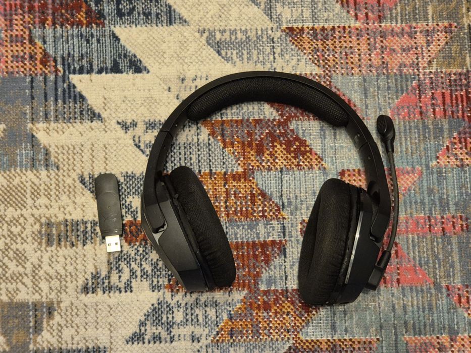 Căști HyperX wireless gaming