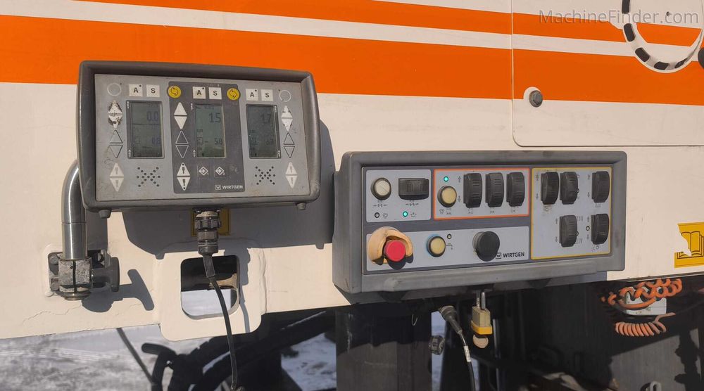 Дорожная фреза Wirtgen W200i