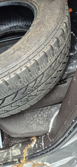 Anvelope 205 65 16c iarna