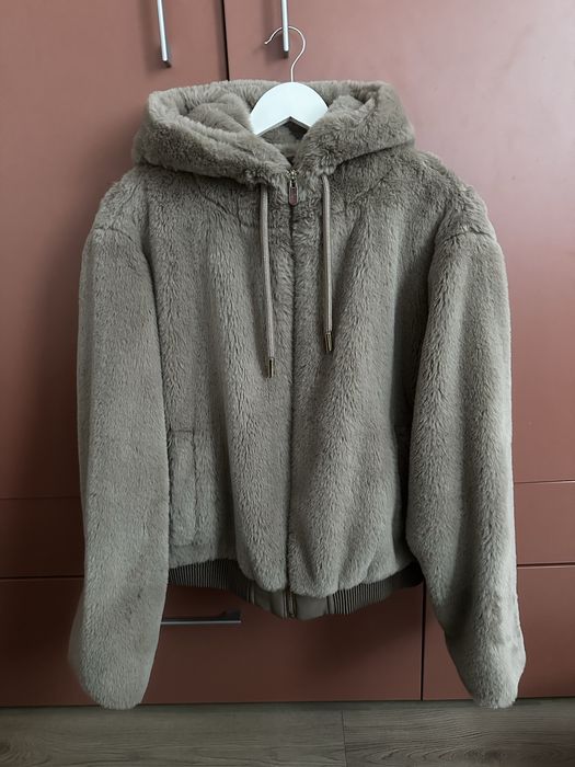 Преходно пухкаво яке