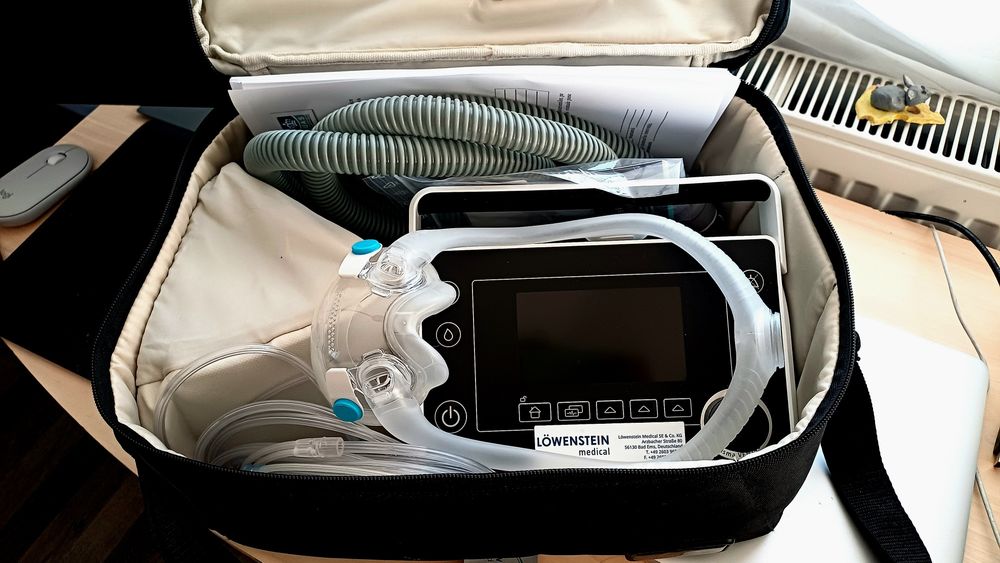 Ventilator medical Löwenstein prisma VENT40 + prismaAQUA – Complet, funcțional, Germania