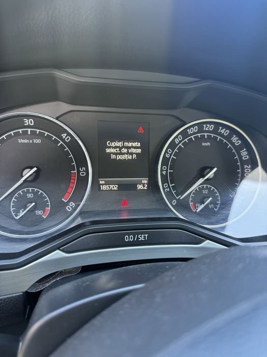 Skoda Superb 2,.0 tdi automat DSG