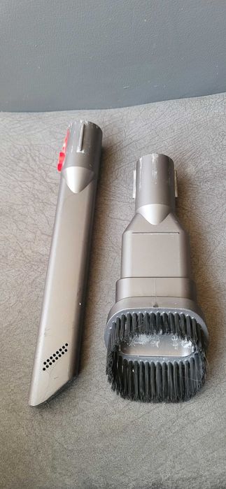 DYSON Accesori 60 lei ca noi