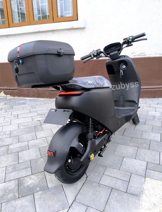 Scuter Electric 900W Baterie Lithiu 30Ah Autonomie 70-90km Full Led