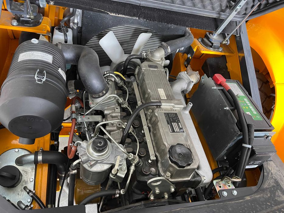 Motostivuitor / Stivuitor NOU Pentru Teren Accidentat 3,5t Diesel STOC