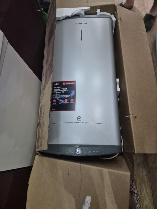 Продам аристон водоногреватель