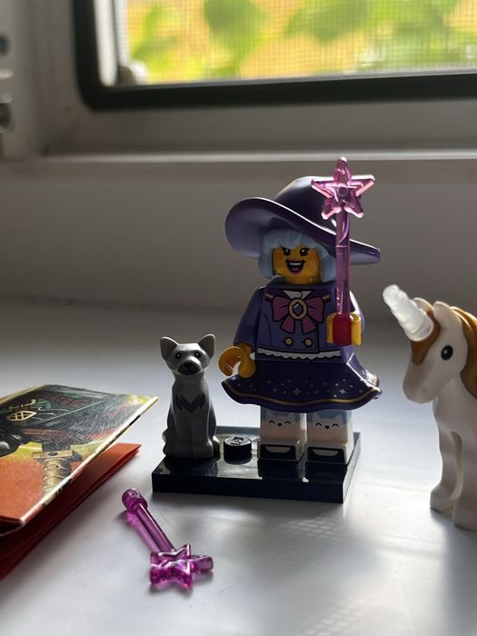 Lego minifigures Series 29