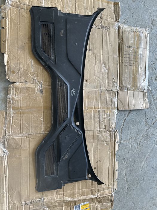 Grila/Baie Parbriz Audi A8 D4 Facelift Europa