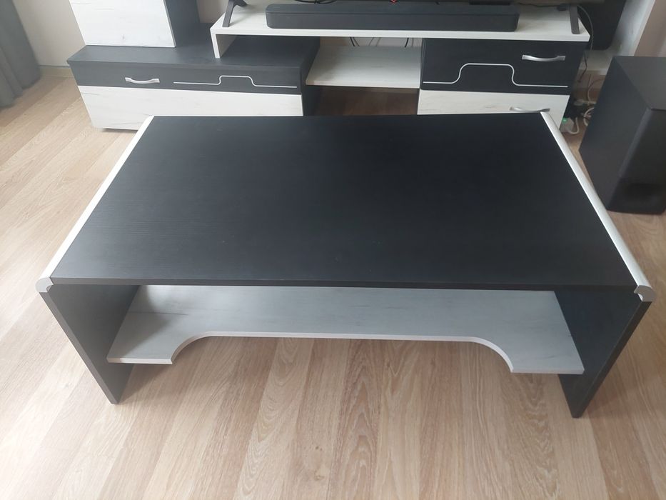 Уникална секция за тв + маса комплек за хол