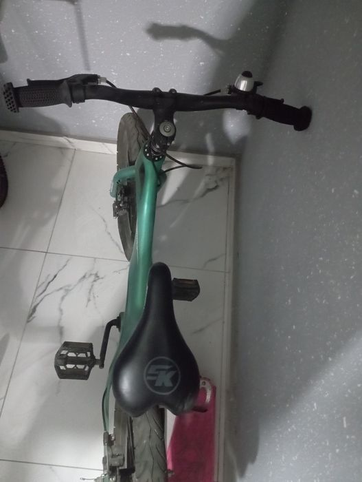 Продам детскую велосипед