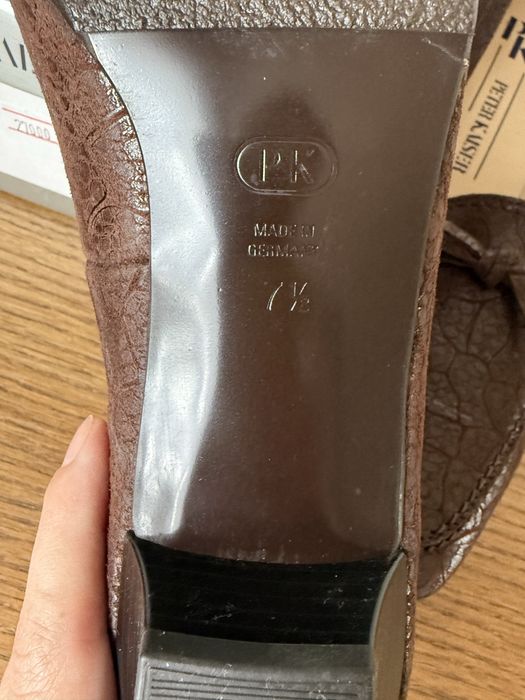 Продам новые туфли Peter Kaiser р41