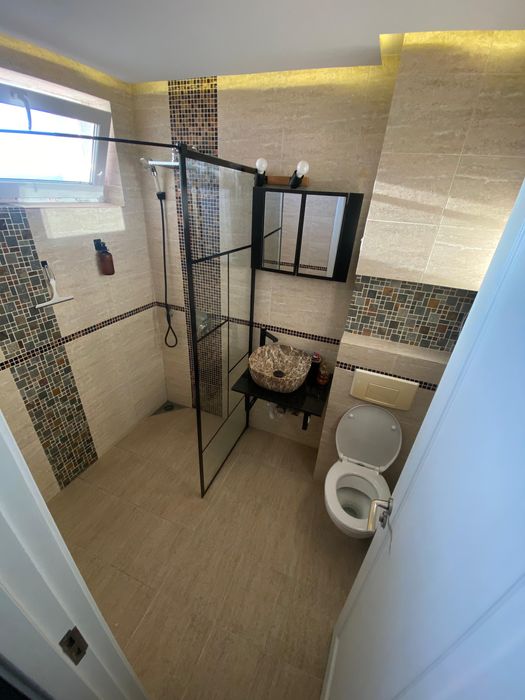 Apartament luminos si spatios cu 2 camere cu panorama superba recent renovat interior-exterior in Targu Mures str. Libertatii