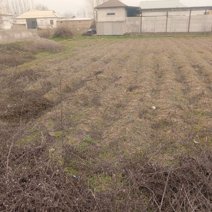 Участка сотилади