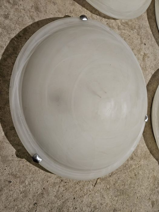 Таванни плафони запазен