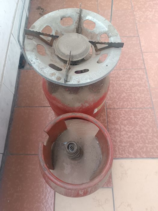 2бр Газови бутилки с котлон