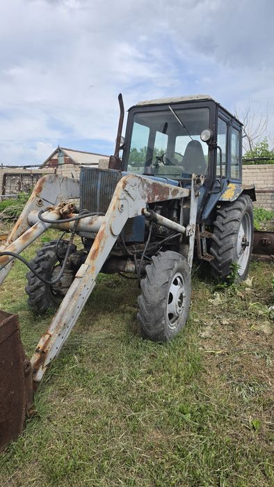 Продам трактор мтз82 .