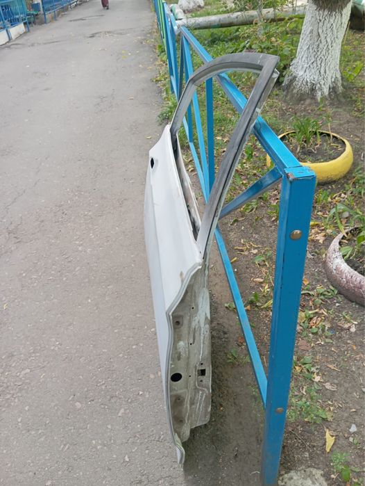 Продам дверь от машины Hyundai Аccent