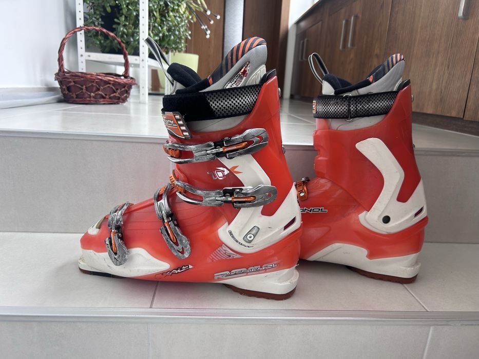 Продавам ски обувки Rossignol