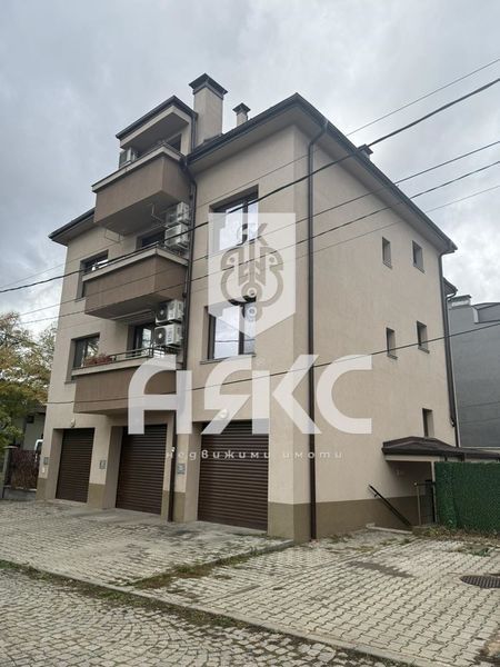 Продава се Тристаен апартамент в София, Орландовци - 150 кв.м за 918 €/кв.м - Снимка #11