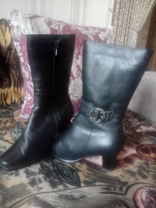 Продам зимние сапоги