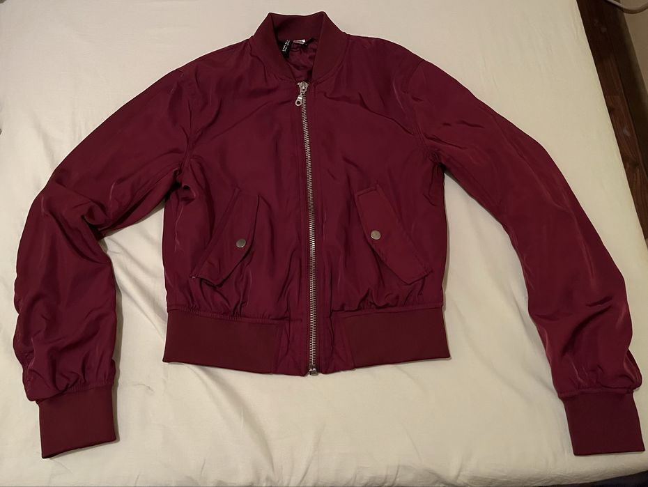 Кожено яке и бордо бомпър H&M