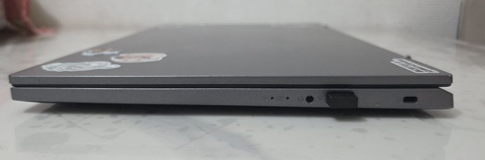 Ноутбук Acer aspire 5 / intel core i7 / 1024GB