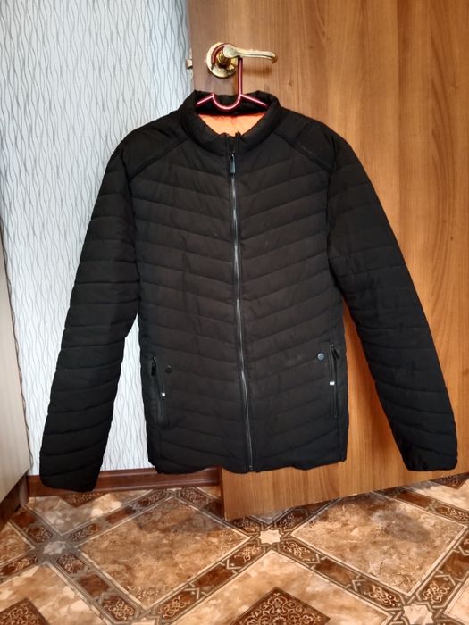 Продам куртку мужскую осень-весна