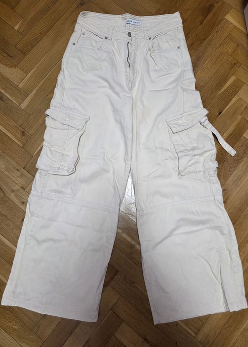 Дамски бежови карго дънки Cropp