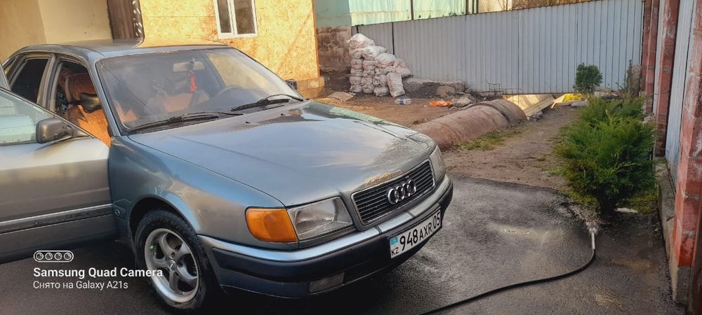 Продам авто ауди с4