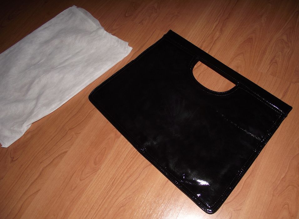 Geanta de dama , din vinil , transformabila in geanta plic