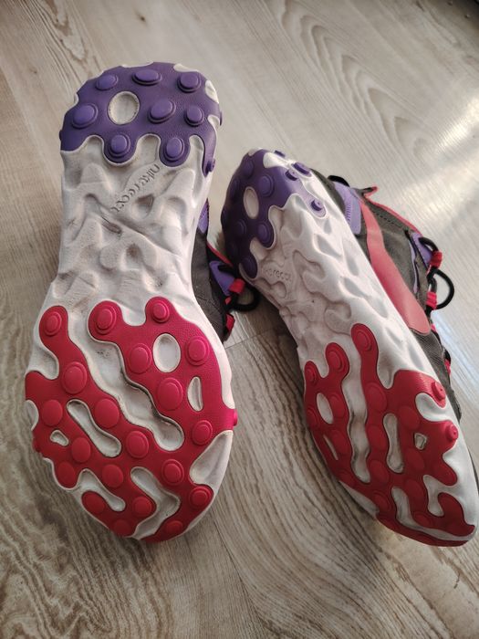 Дамски маратонки NIKE REACT