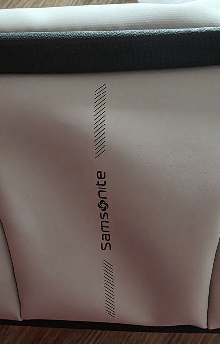 Geanta cosmetice Samsonite Glam-Go Pouchy.