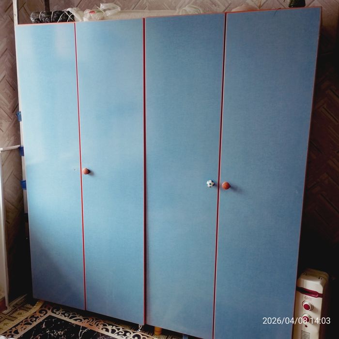 Шкаф в отличном состоянии