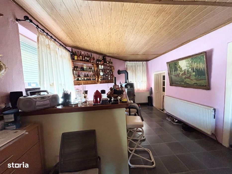 Casa single + 1200mp teren - Sura Mare