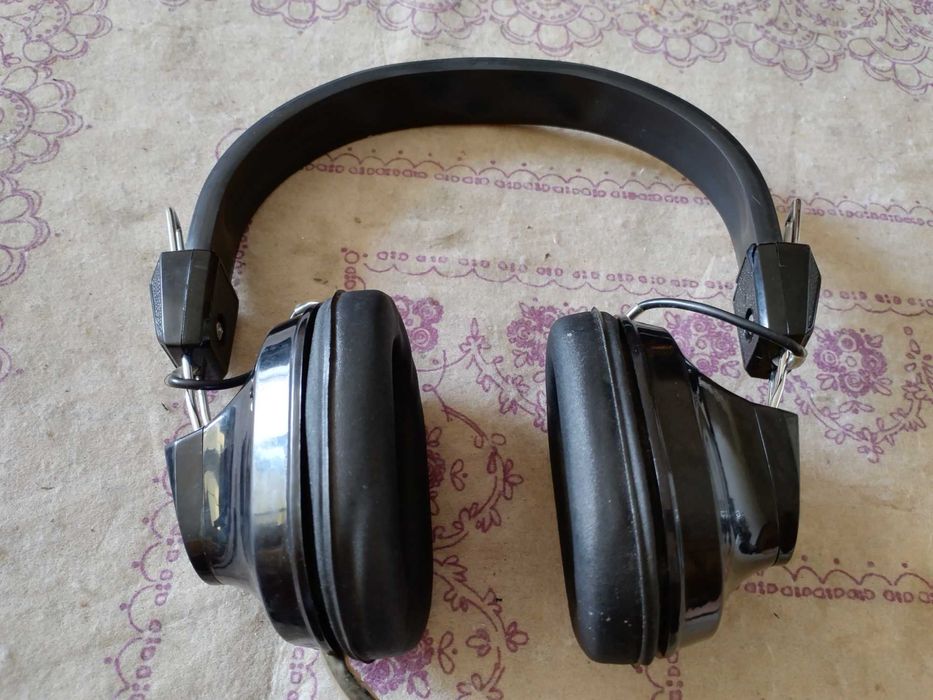 Слушалки Японски