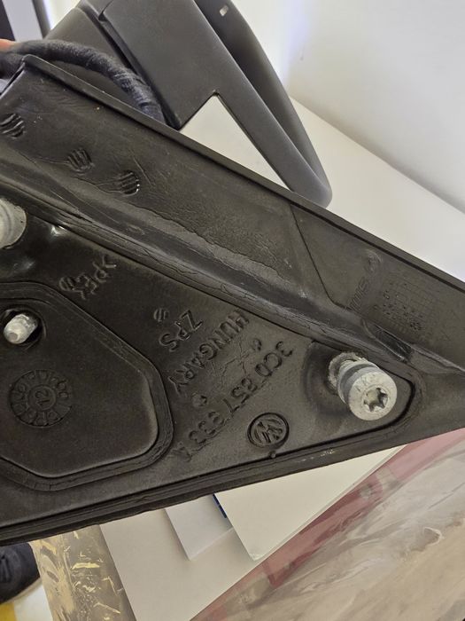 Vw passat  alltrack огледало оригинално