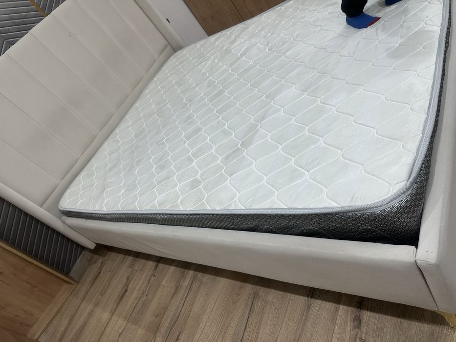 Срочно продам кровать