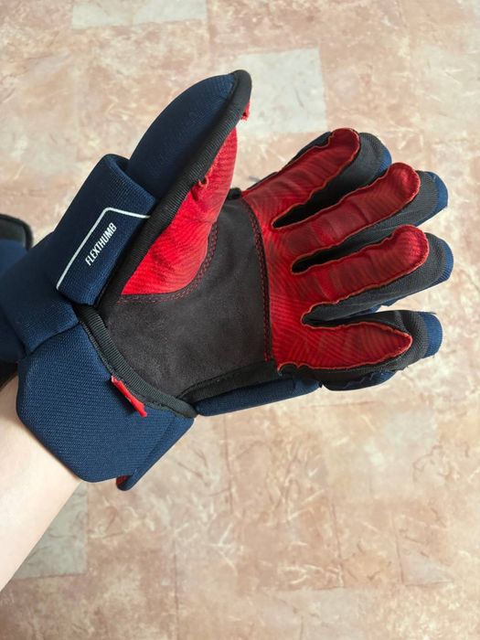 Форма хоккейная