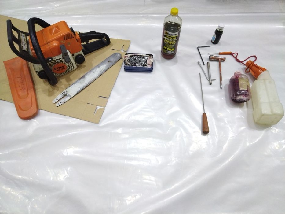 Бензопила STIHL MS 180.