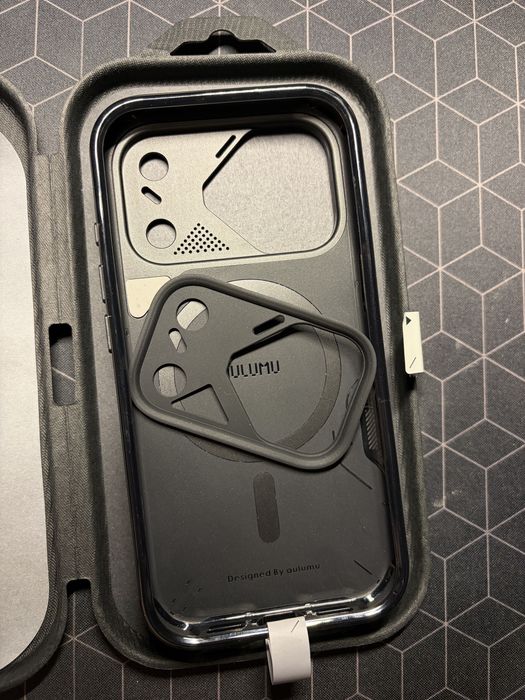 Titlu: Husă MagSafe aulumu pentru iPhone 17 Pro (Răcire & Aluminiu)