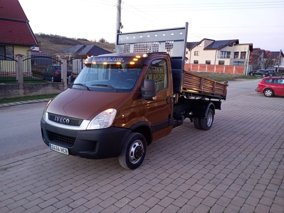 Iveco 35 c 15 basculabil 2011 Spania