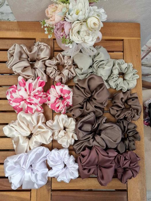 Сатенени скрънчита - големи и малки