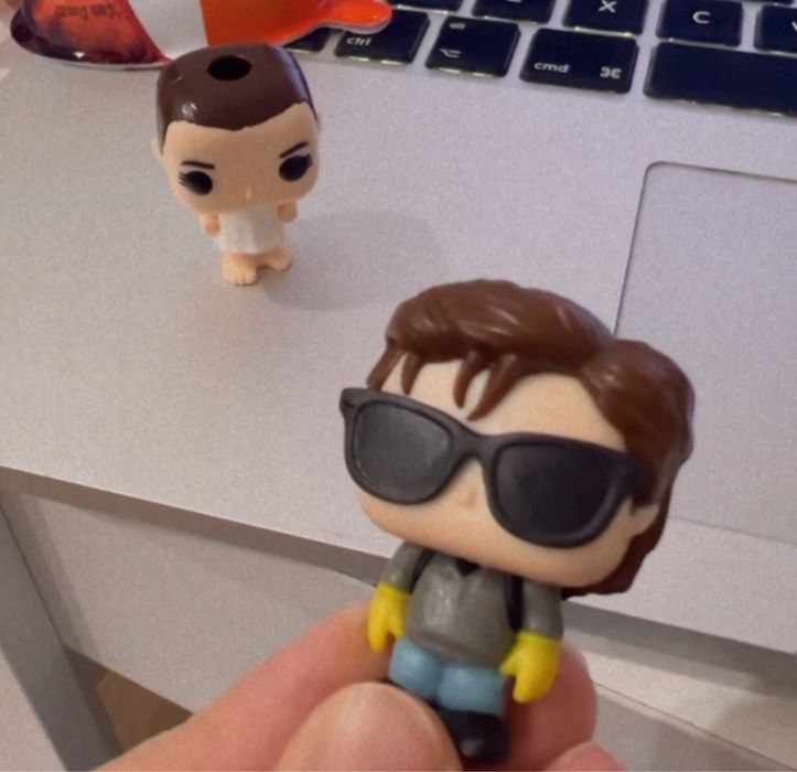 Kinder Joy Stranger Things Фигурки по 800 тенге