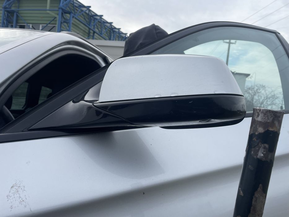 Oglinda stanga / dreapta BMW f10 nonfacelift europa cu camera