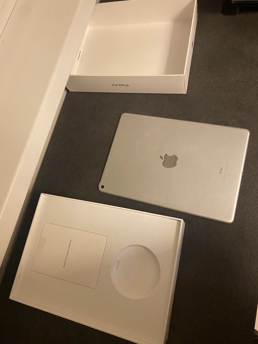 Ipad Air 3 2019 wifi 64 gb pencil cutie originala functioneaza perfect