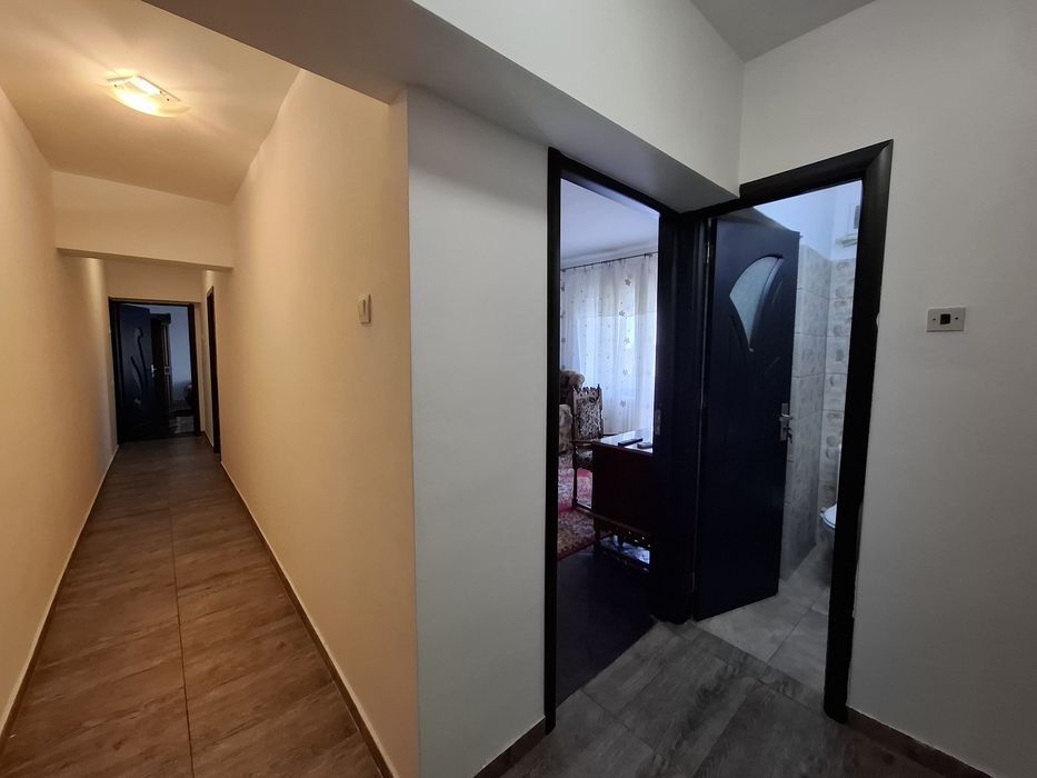 Zona Ciuperca - Sala Polivalenta - Oblemenco - Apartament 2 camere mega spatios