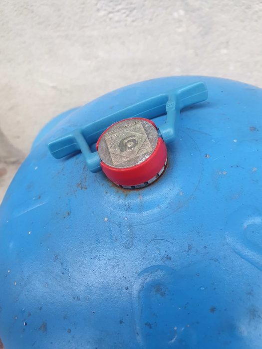 Vand butelie de gaz, pentru camping